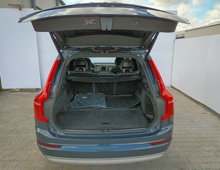 Volvo XC90 21