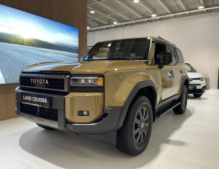 Toyota Land Cruiser 1