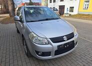 Suzuki SX4 16