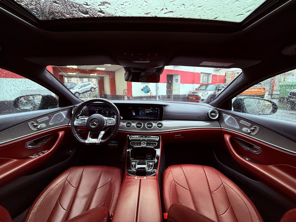 Mercedes-Benz CLS 7