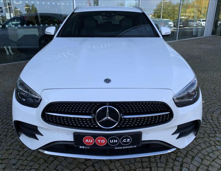 Mercedes-Benz Třídy E 2