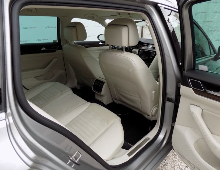 Volkswagen Passat 18
