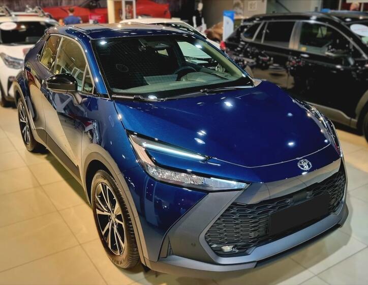 Toyota C-HR 1