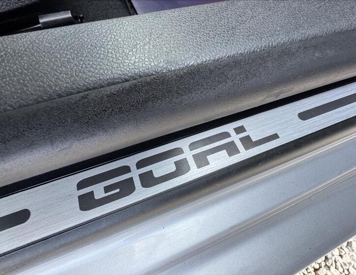 Volkswagen Golf 23