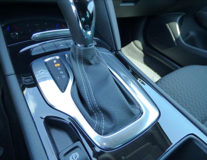 Opel Insignia 45