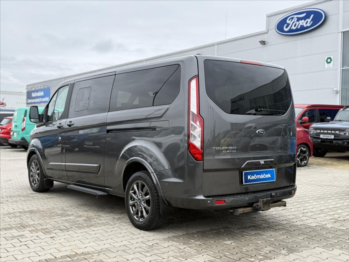 Ford Tourneo Custom