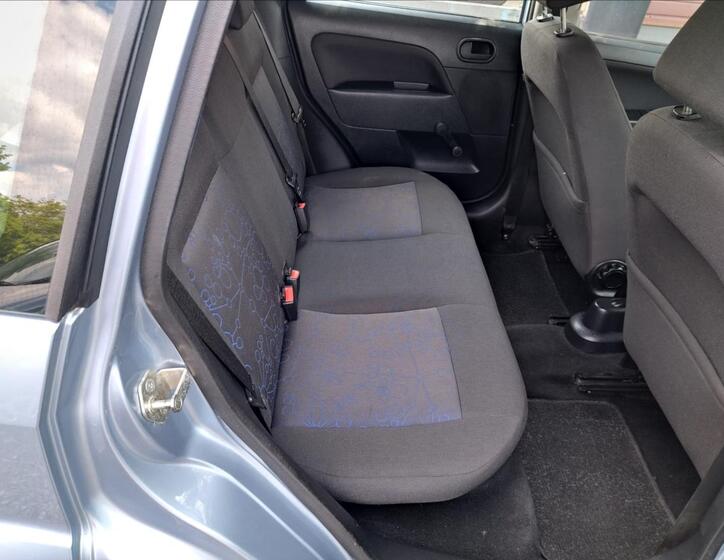 Ford Fiesta 15