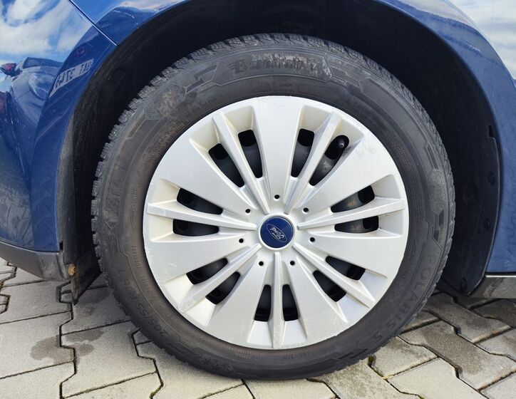 Ford Focus 25