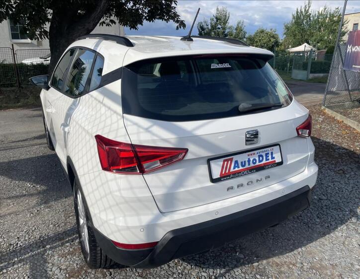Seat Arona 4