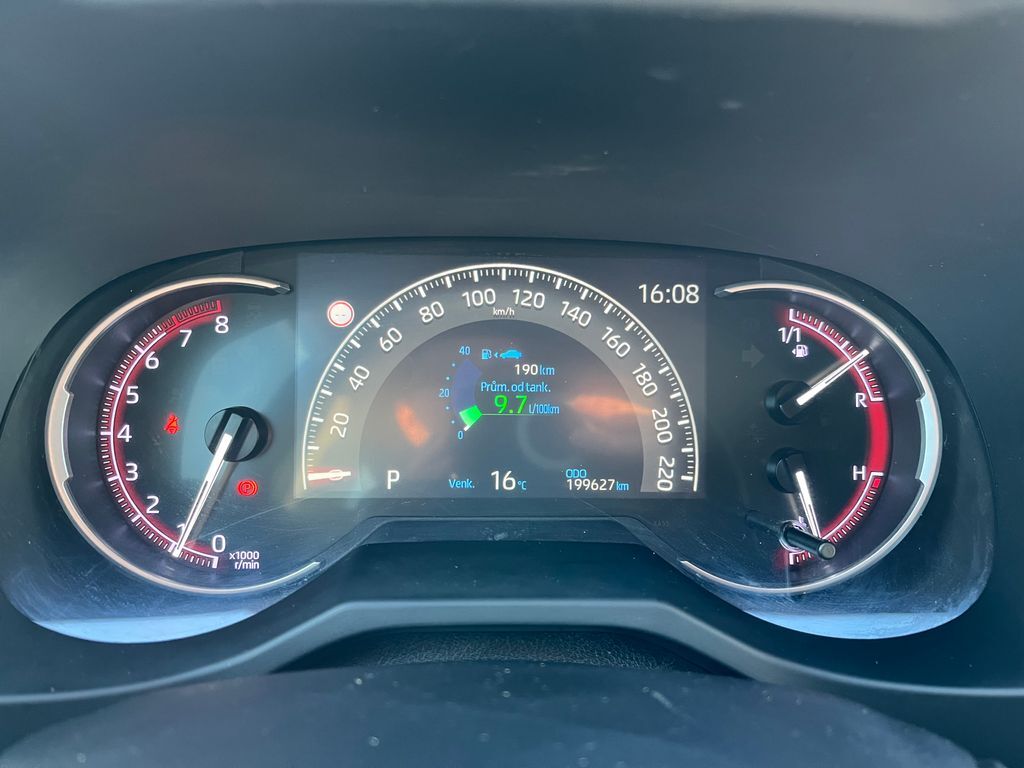 Toyota RAV4 19