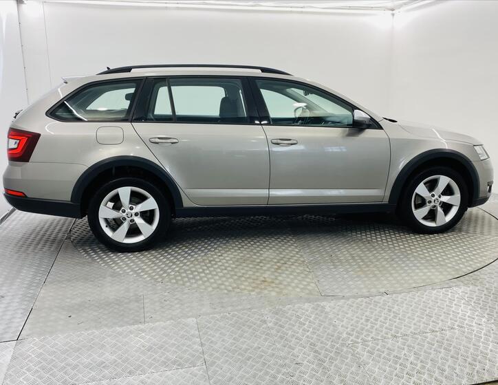 Škoda Octavia 22