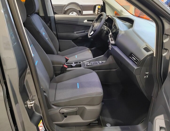 Ford Tourneo Connect 12