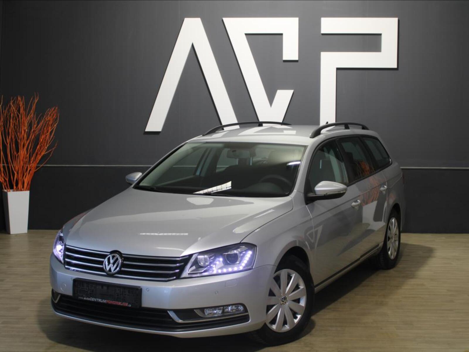 Volkswagen Passat 1