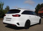 KIA Ceed 10