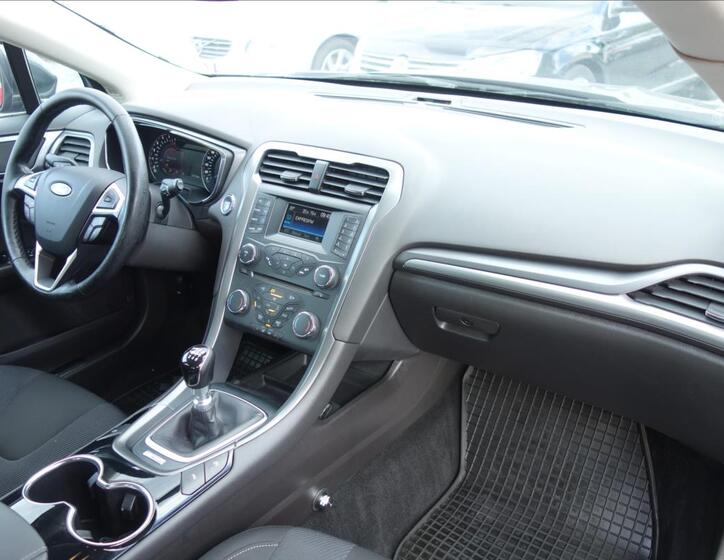 Ford Mondeo 12