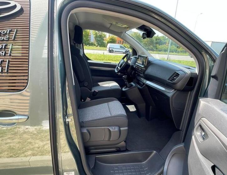 Toyota ProAce Verso 21
