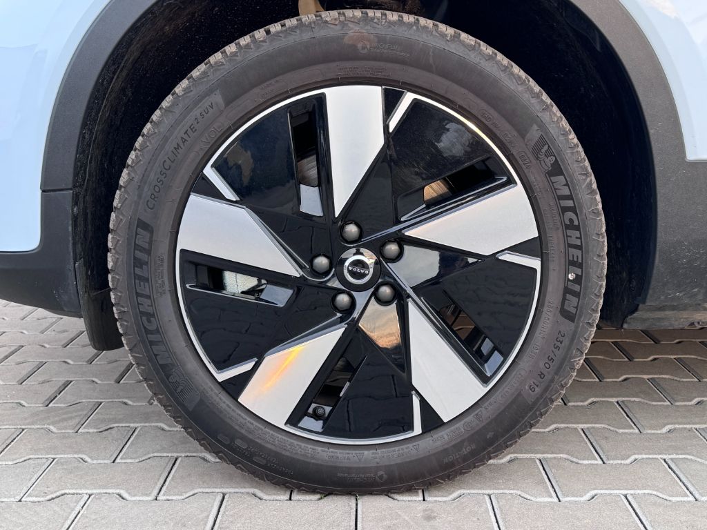 Volvo C40
