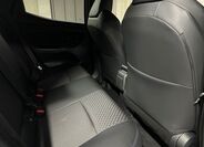 Toyota Yaris 12