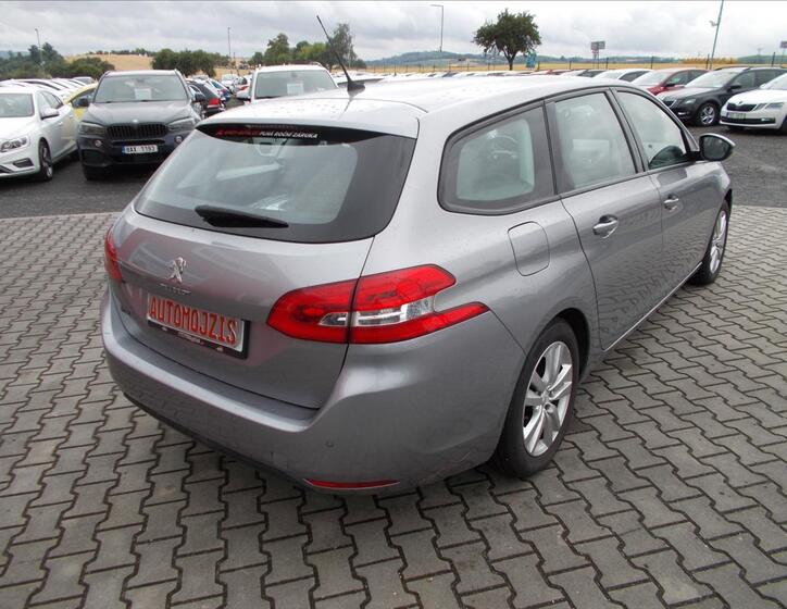 Peugeot 308 11