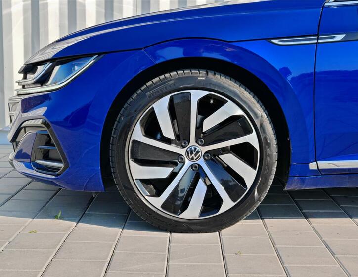 Volkswagen Arteon 6