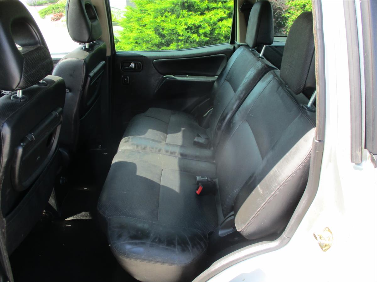 Nissan Terrano