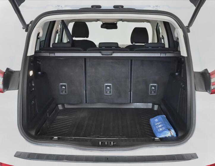 Ford S-MAX 6