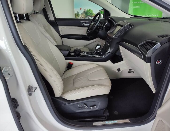 Ford Edge 11
