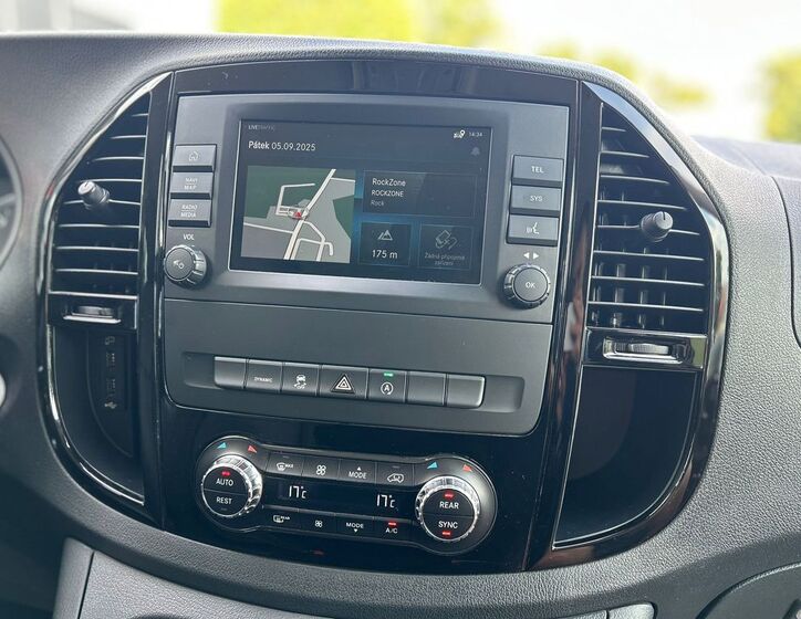 Mercedes-Benz Vito 16
