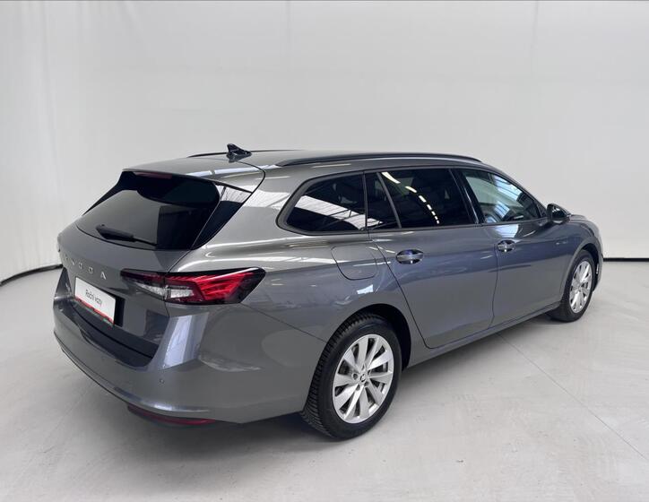 Škoda Superb 2