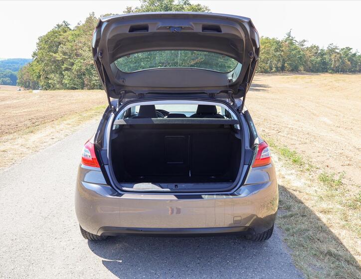 Peugeot 308 9
