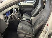 Volkswagen Golf 21