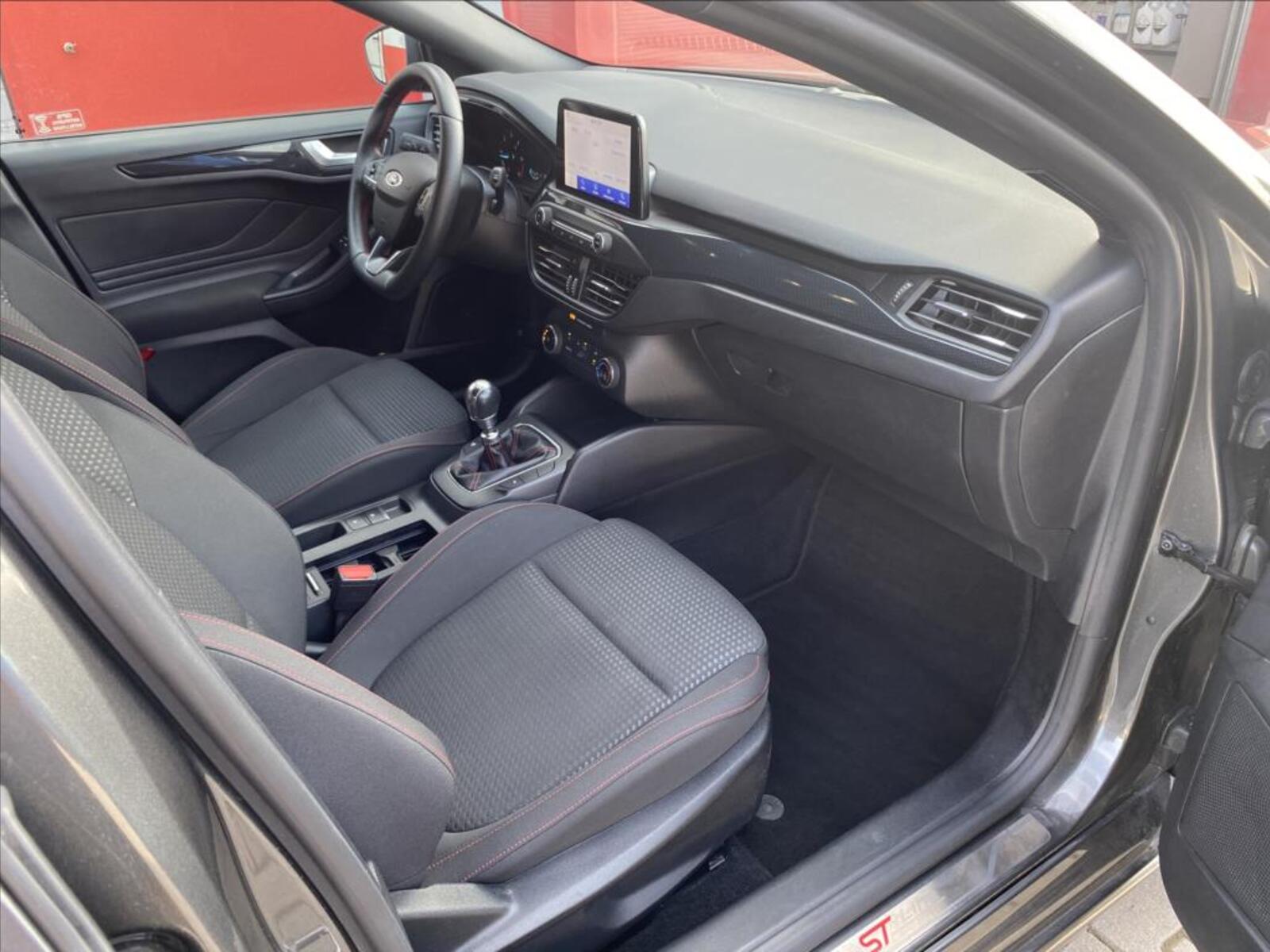 Ford Focus 19