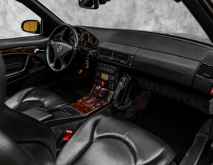Mercedes-Benz SL 22