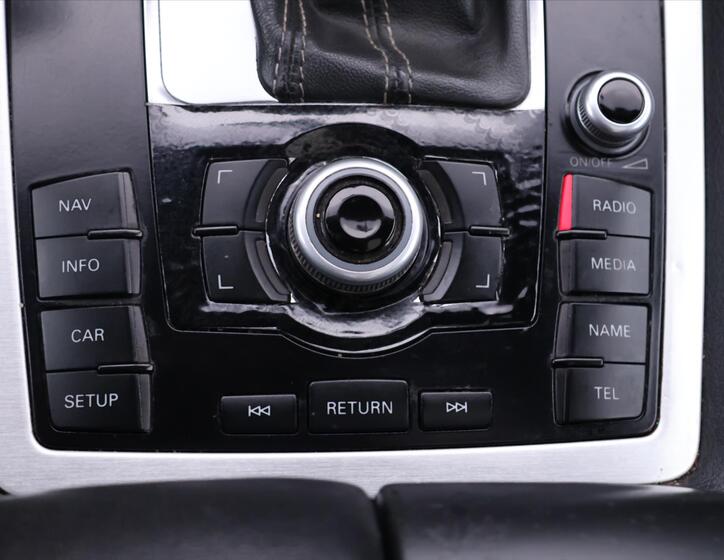 Audi Q7 34