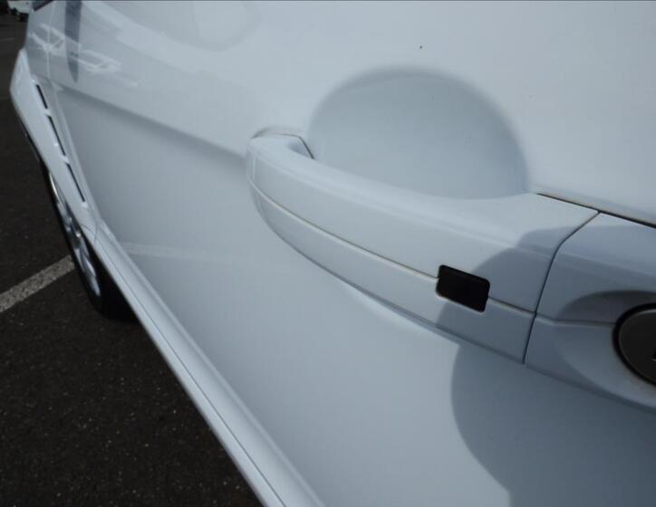 Ford S-MAX 23