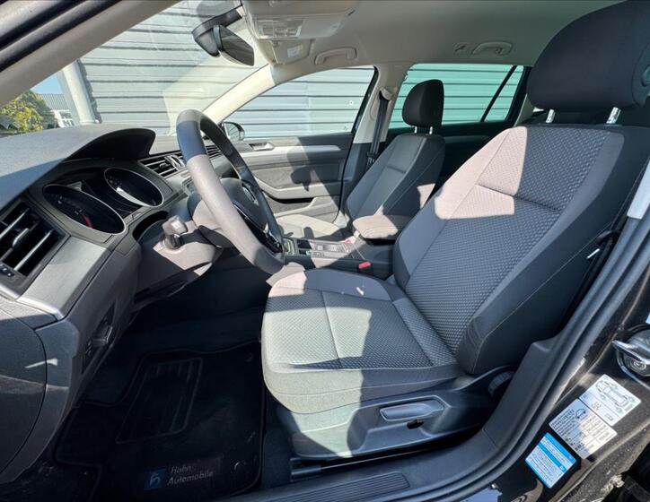 Volkswagen Passat 11