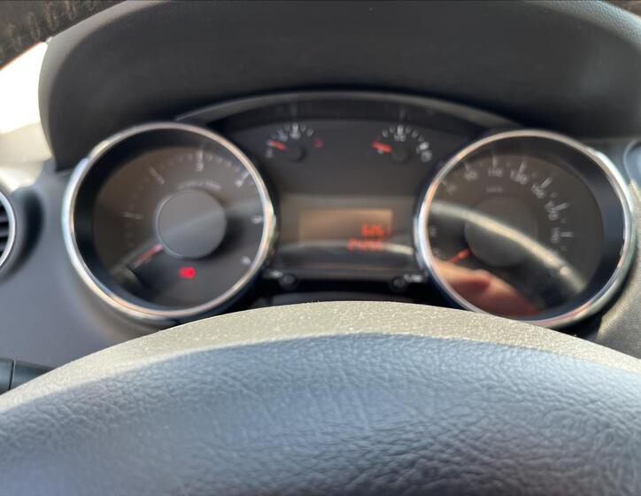 Peugeot 5008 23