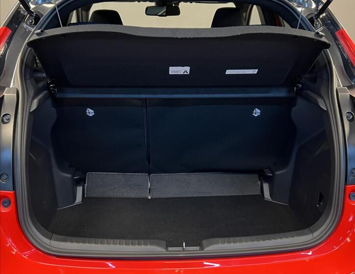 Toyota Yaris 12