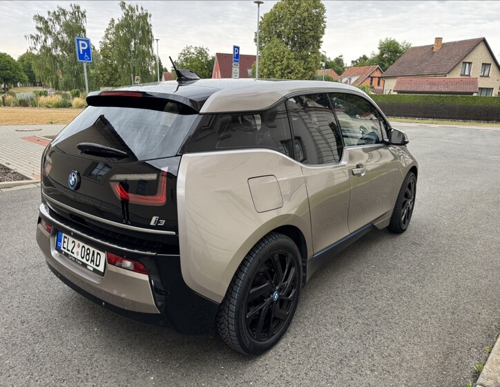BMW i3 5
