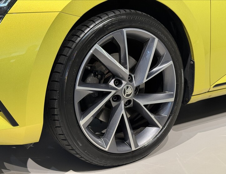 Škoda Superb 7