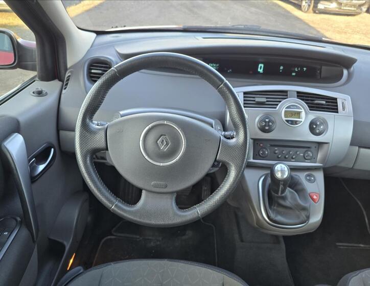 Renault Scénic 13