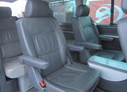 Volkswagen Multivan 32