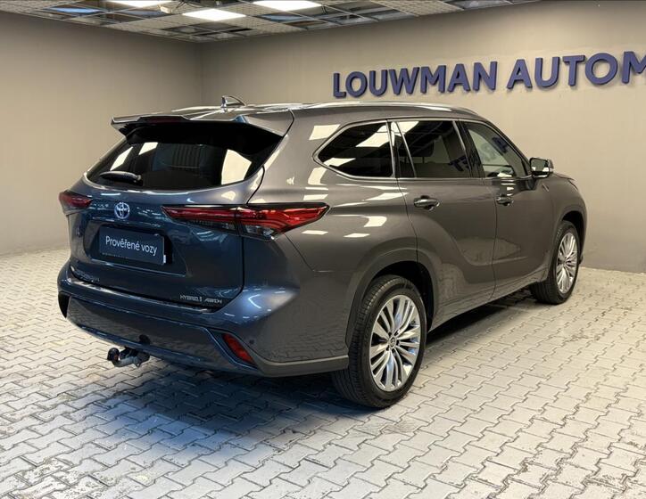 Toyota Highlander 2