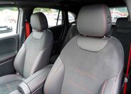 Mercedes-Benz GLA 27