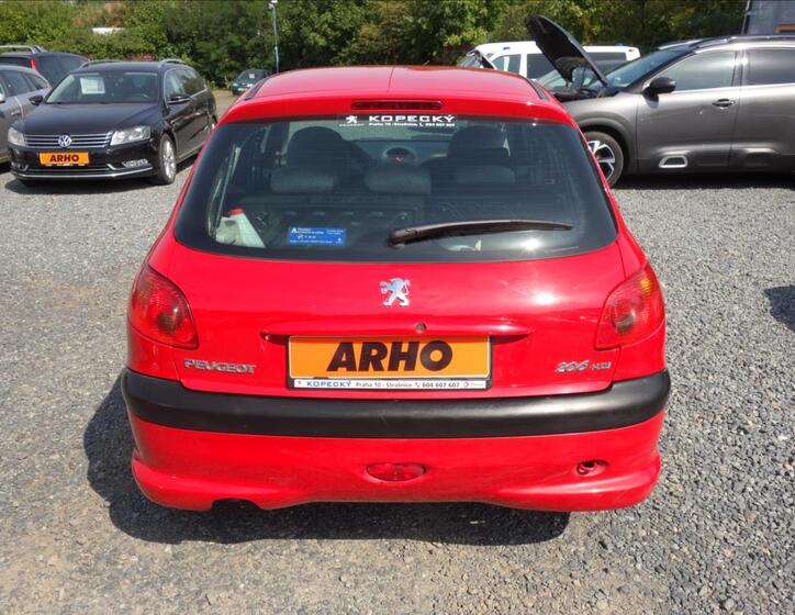 Peugeot 206 4