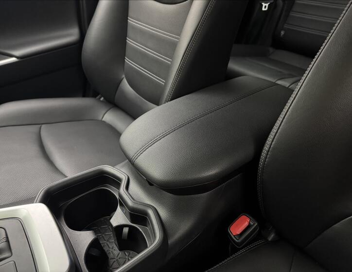 Toyota RAV4 27