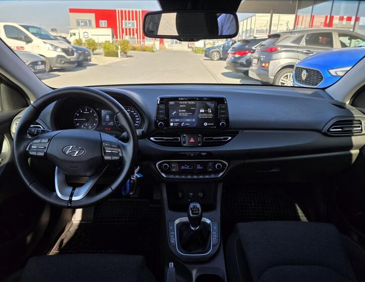 Hyundai i30 10