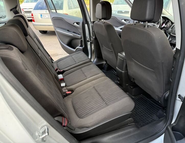 Opel Zafira 11