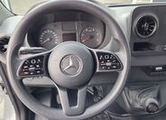 Mercedes-Benz Sprinter 10