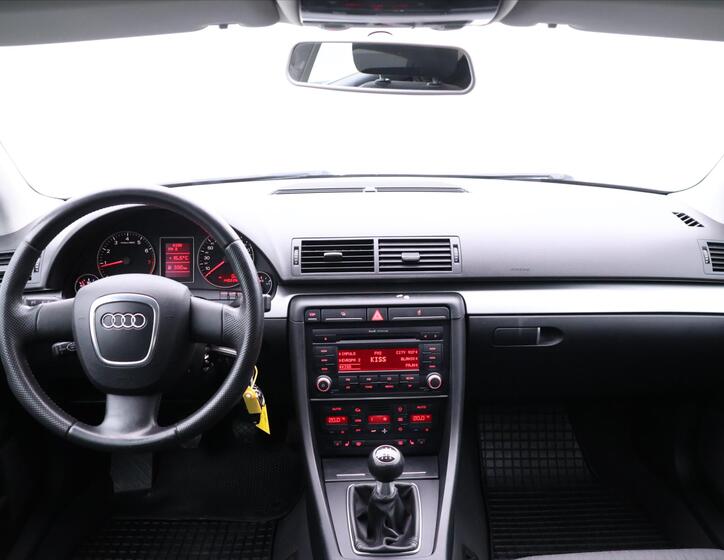 Audi A4 24